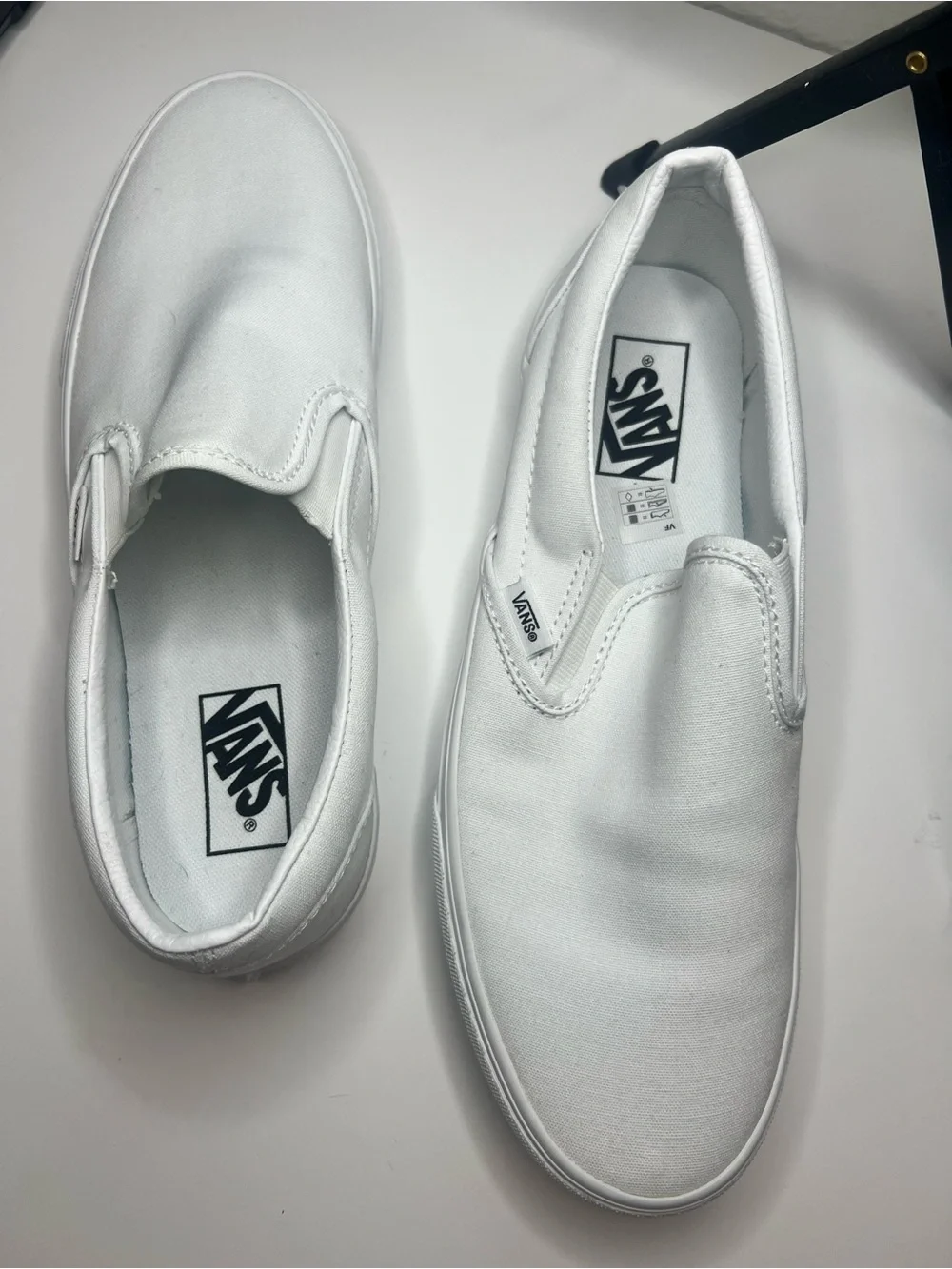 New Vans White Classic Slip-On Canvas Sneakers (never used)